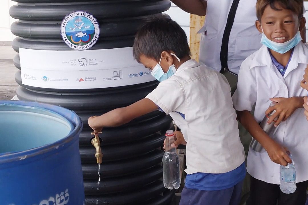 Safe Water Cube 250 000 personnes ont accès à une eau potable