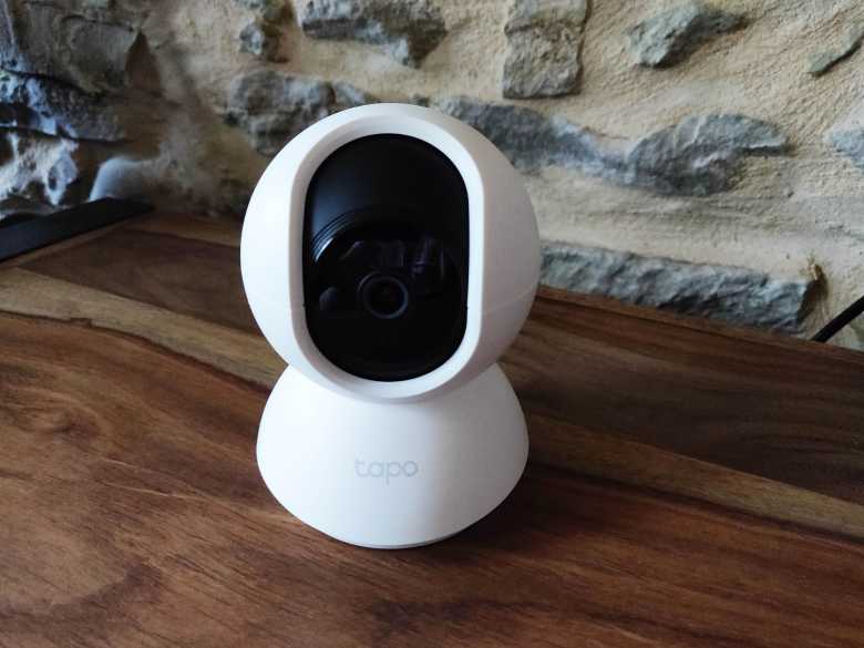Tapo C200 - Caméra de surveillance WiFi panoramique et inclinable