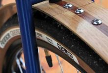 Tipled, cette jeune entreprise toulousaine fabrique des accessoires de vélo... en bois !