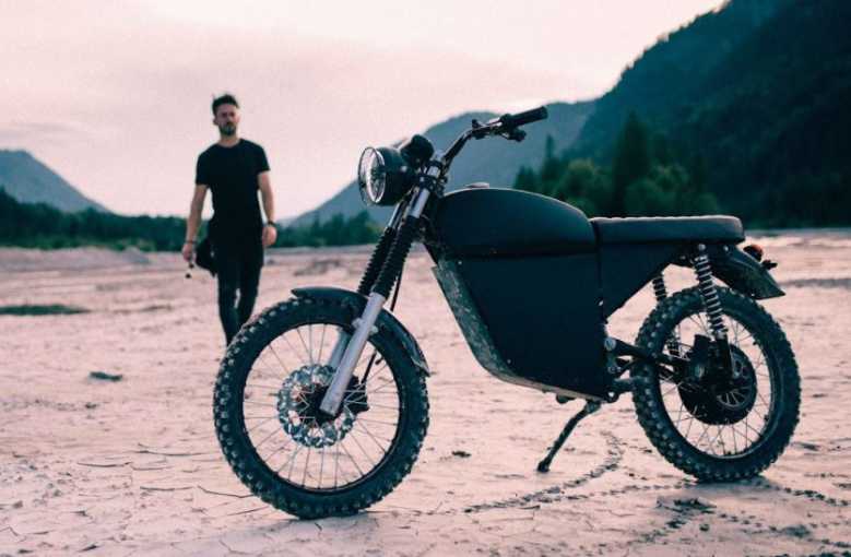 La moto électrique Black Tea Moped proposée à prix réduit sur Indiegogo