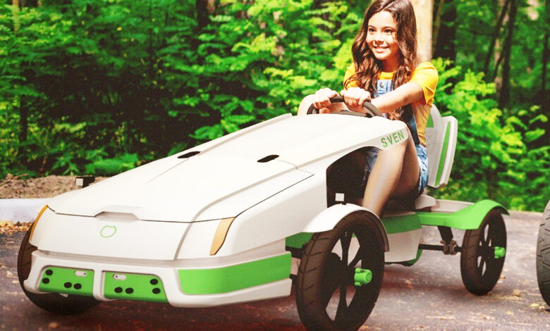SVEN : une voiture à pédales électrique et pliable imprimée en 3D (60km  d'autonomie / 25km/h) - NeozOne