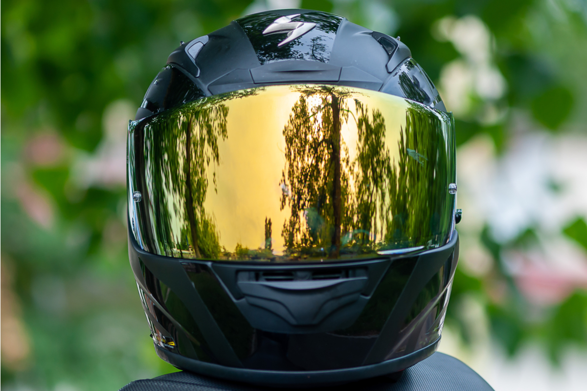 Comment savoir si un casque de moto est homologué ? - Blog