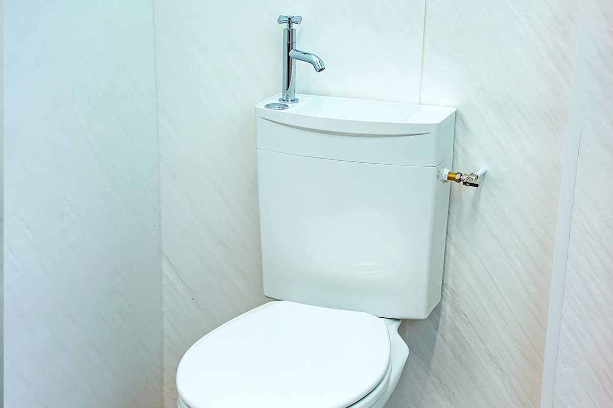 Choisir un robinet automatique pour son WC lave-mains de la gamme