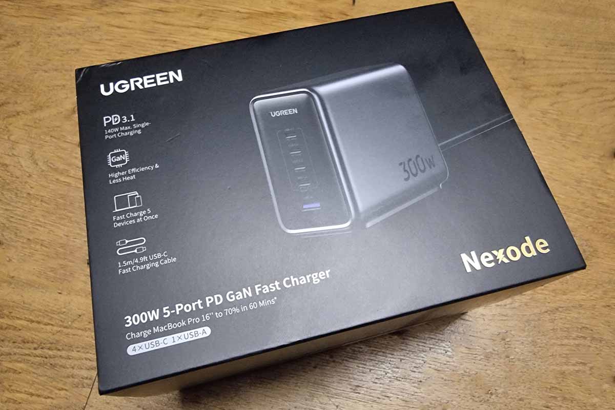 UGREEN Nexode Chargeur 65W USB C Rapide 3 Ports avec GaN Tech Compatible  avec iPhone 15