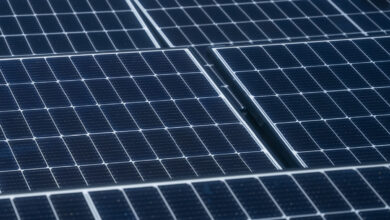 Huasun établit un nouveau record en matière de puissance et de rendement des modules photovoltaïques HJT.