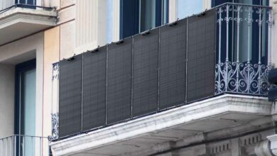 Avec le kit solaire EcoFlow PowerStream, vous pouvez produire votre électricité depuis votre balcon.
