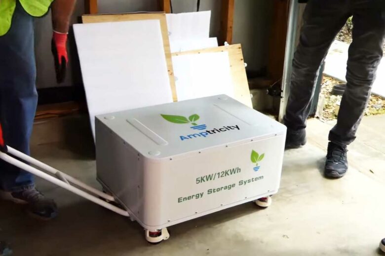 L'installation de la batterie de stockage domestique. 