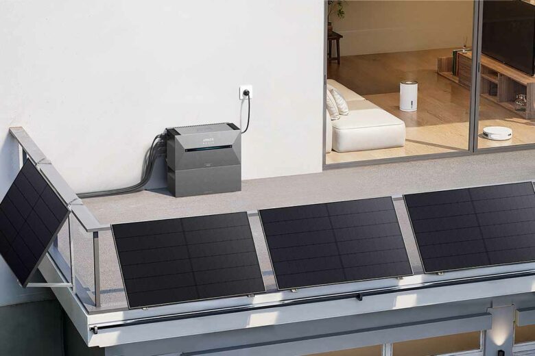 Anker propose un kit complet de production solaire et stockage résidentiel.