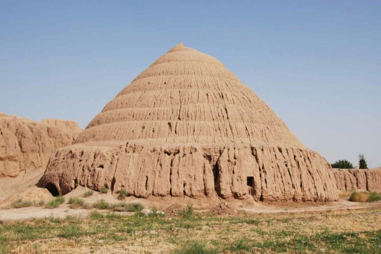 Un système de réfrigération en forme de dôme en Iran, le yakhchal.