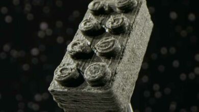 Des briques Lego fabriquées à partir de matériaux provenant de l'espace et de la Lune.