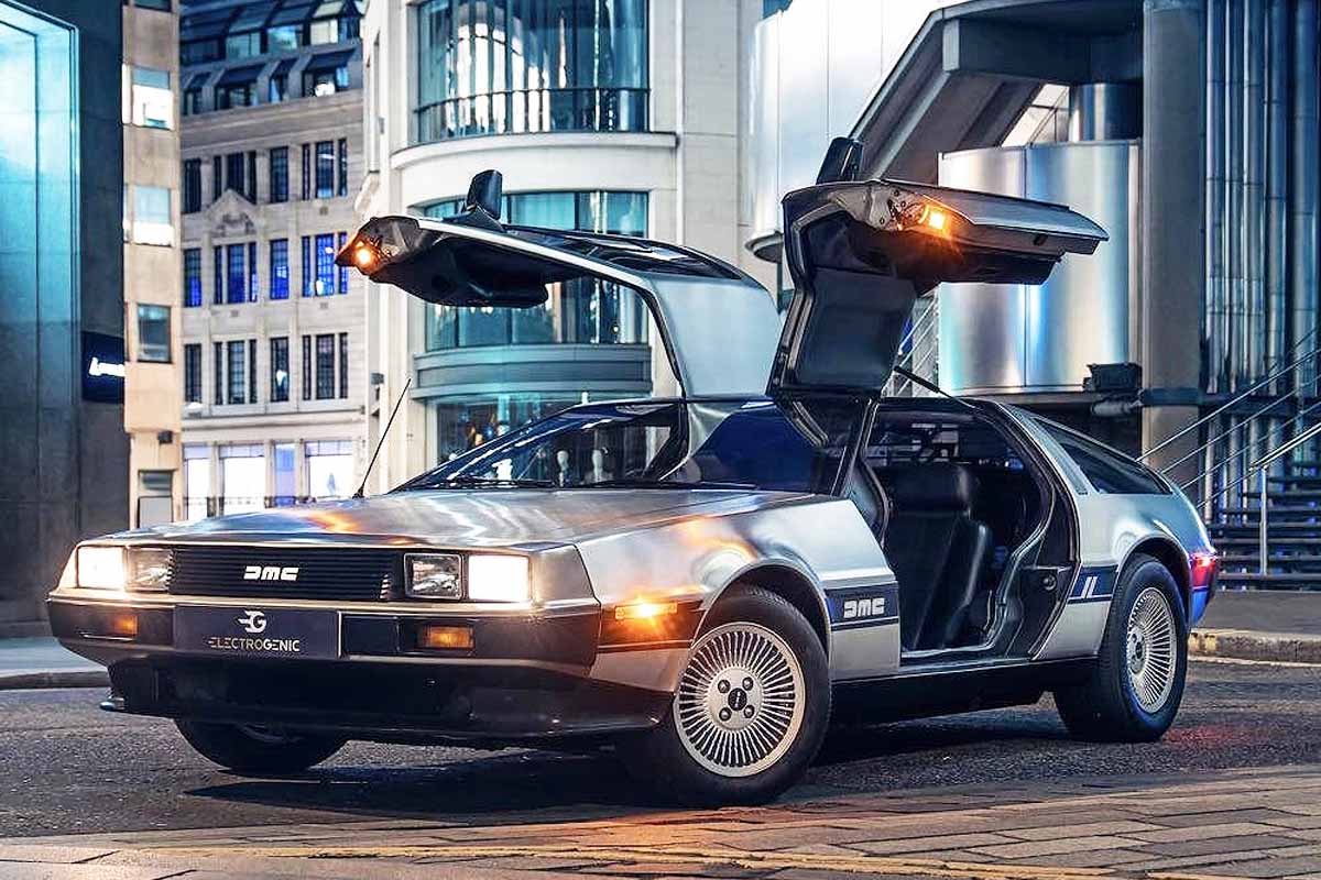 La célèbre DeLorean DMC-12 possède désormais un kit d'électrification.