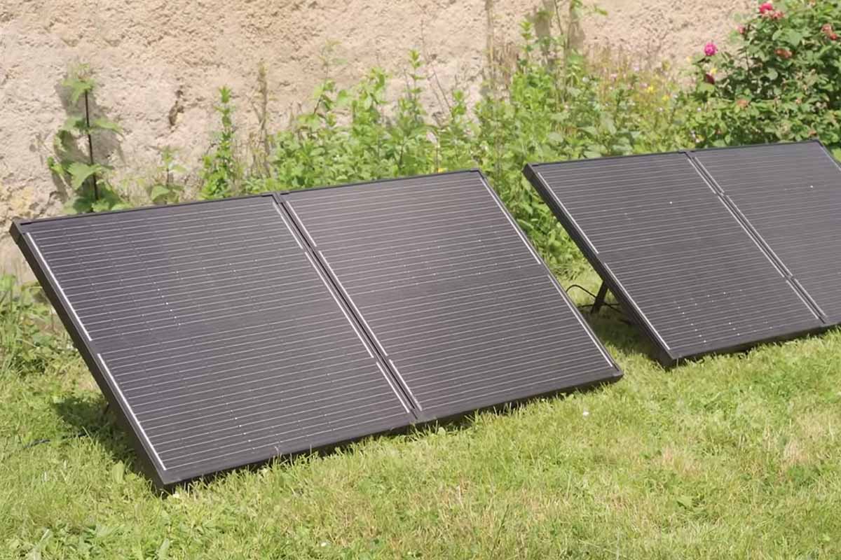 Réalisez des économies avec ce kit d'autoconsommation solaire proposé par Brico Dépôt.