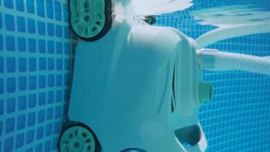 Ce robot peut nettoyer les parois de votre piscine.