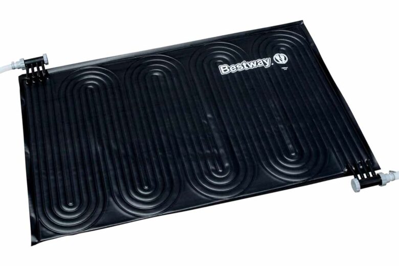 Un tapis solaire pour réchauffer l'eau de votre piscine.