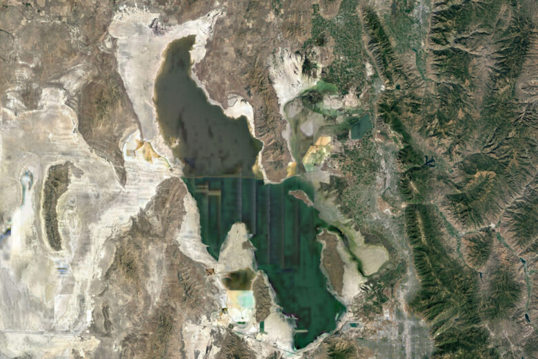 Selon les chercheurs, l'atmosphère contiendrait l'équivalent de 800 fois l'eau du Grand Lac Salé (ici en image satellite).