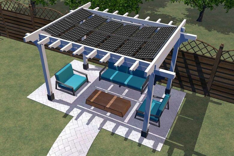 Une pergola avec des panneaux solaires suspendus.