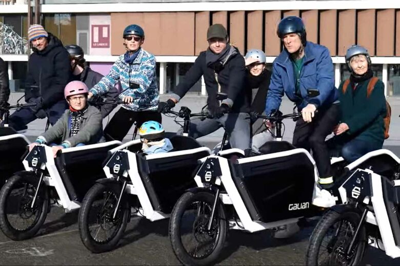 Quelques vélos cargo « Le Formidable » lors d'un essai en milieu urbain de 10 modèles.