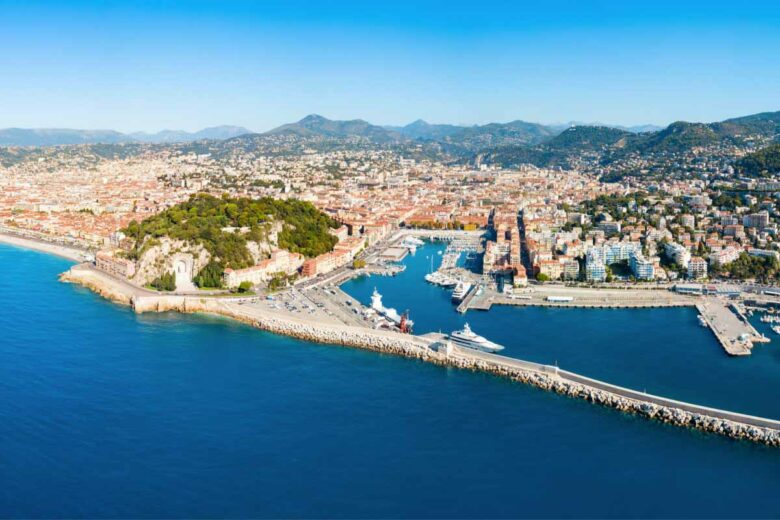 Vue panoramique aérienne de la ville de Nice.