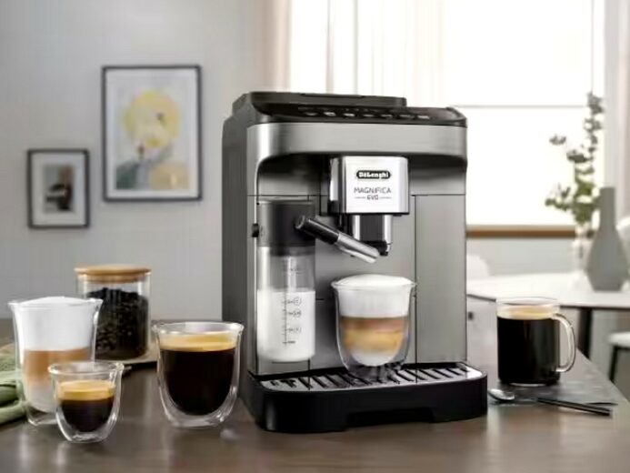 Découvrez la perfection du café avec la De’Longhi Magnifica Evo