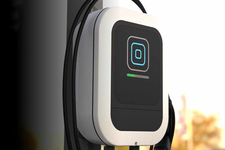 Le chargeur TLCEV T1 EVSE de Eteligent est disponible en précommande.