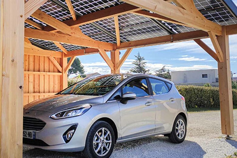 Rechargez votre voiture ou produisez de l'électricité avec un carport solaire.