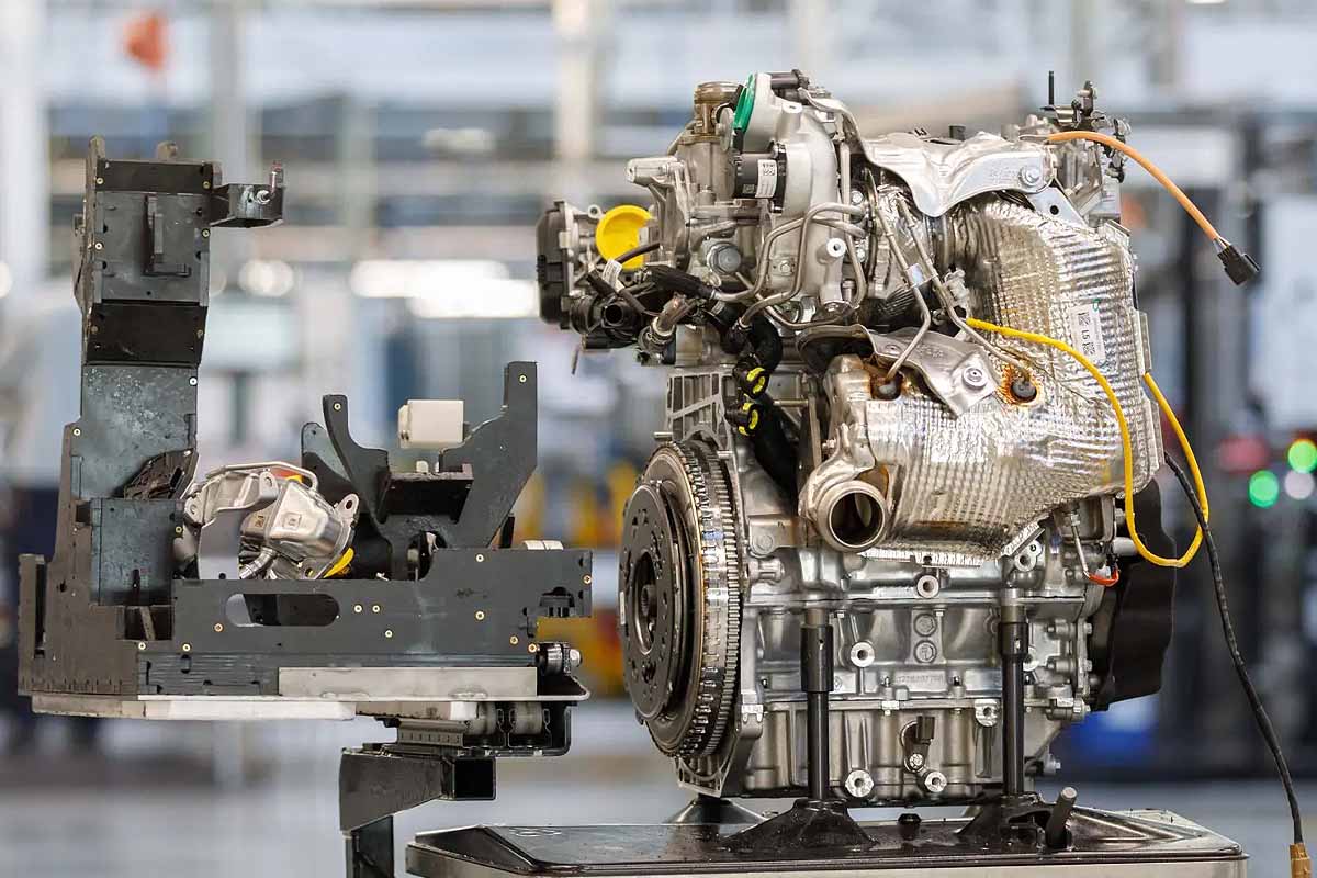 Le moteur HR12, fruit de la collaboration entre Horse Powertrain Solutions et Renault, entrera prochainement en production de masse pour équiper le Rafale e-tech.