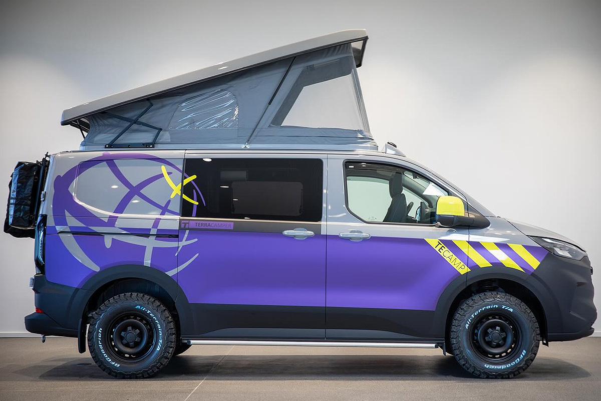 Terracamper dévoile son modèle de van aménagé 4×4 sur une base de Ford transit.