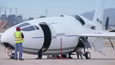 Le Celera 500L sur le tarmac.