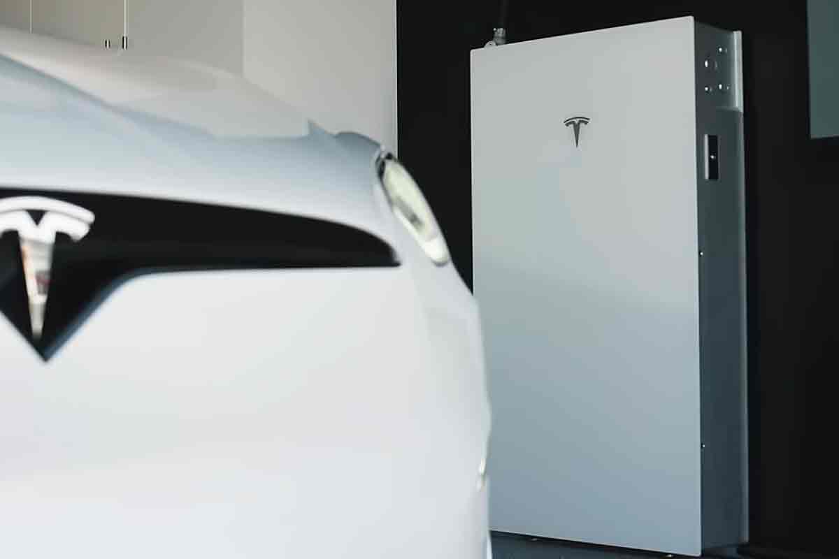 Tesla vient d'annoncer que la société a atteint les 750 000 ventes de sa batterie Powerwall 3.