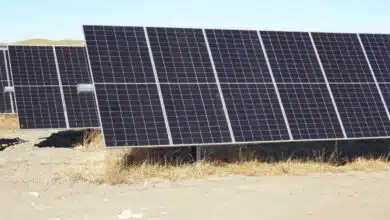 Un chercheur a développé un kit de refroidissement pour panneaux solaires.