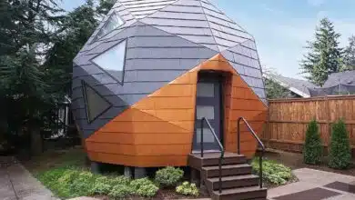 Cette maison géodésique est à louer sur Airbnb si vous passez par l'Oregon.