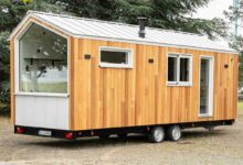 Voici le dernier modèle de tiny house sorti des ateliers Baluchon, la Moulinsart.