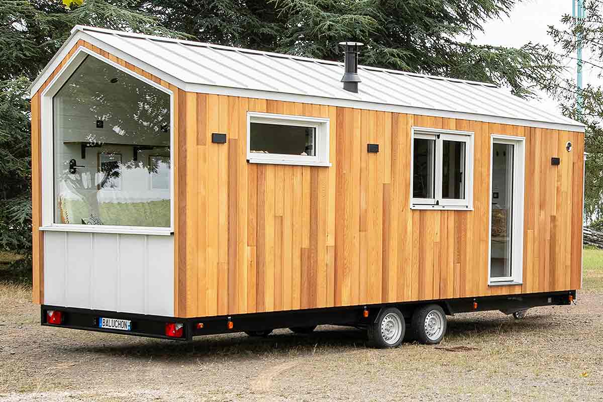 Voici le dernier modèle de tiny house sorti des ateliers Baluchon, la Moulinsart.