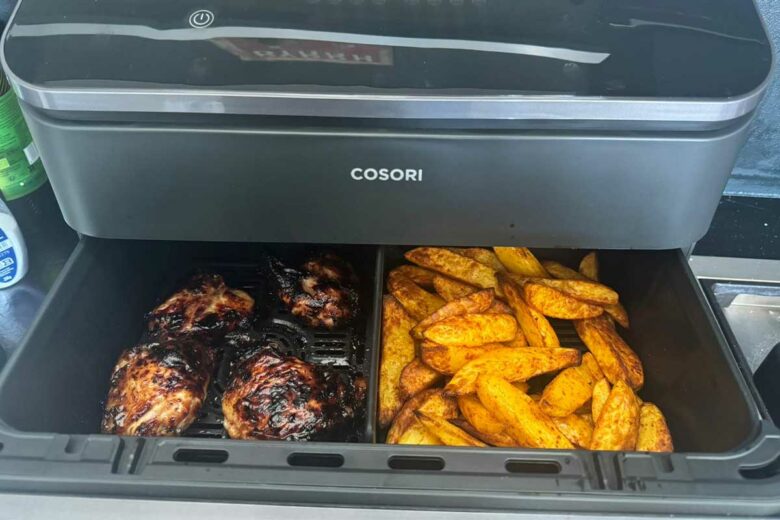 Test de cuisson avec de la viande (poulet) et des légumes.