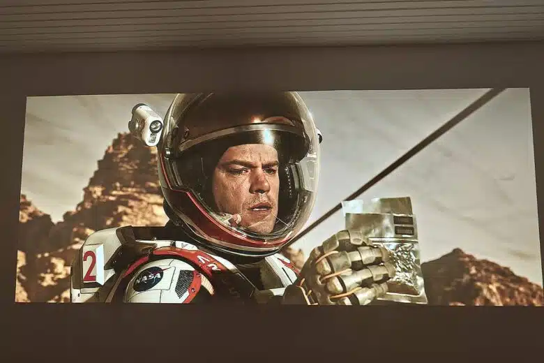 Test de projection sur le film « Seul sur Mars ».