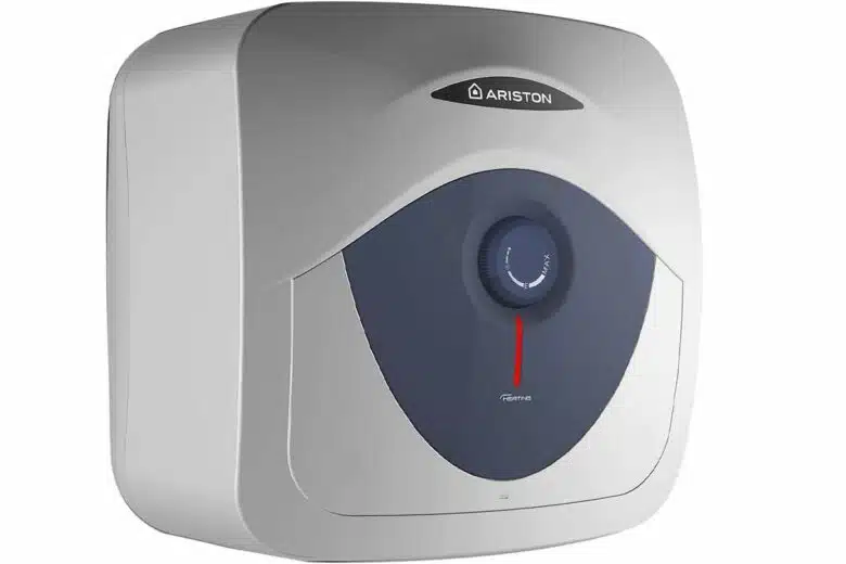 Le chauffe-eau instantané Ariston Blu Evo RS.