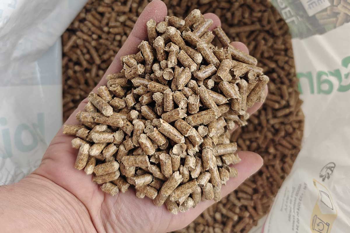 Des pellets de bois pour le chauffage.