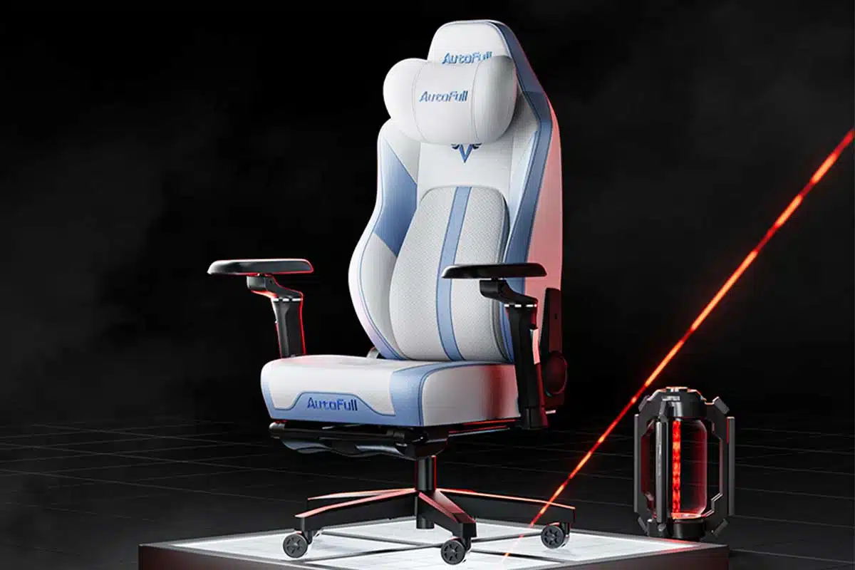 La chaise gaming AutoFull M6 Ultra :en version blanche.