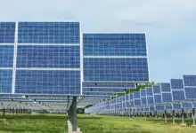 Une ferme solaire pour produire de l'énergie.