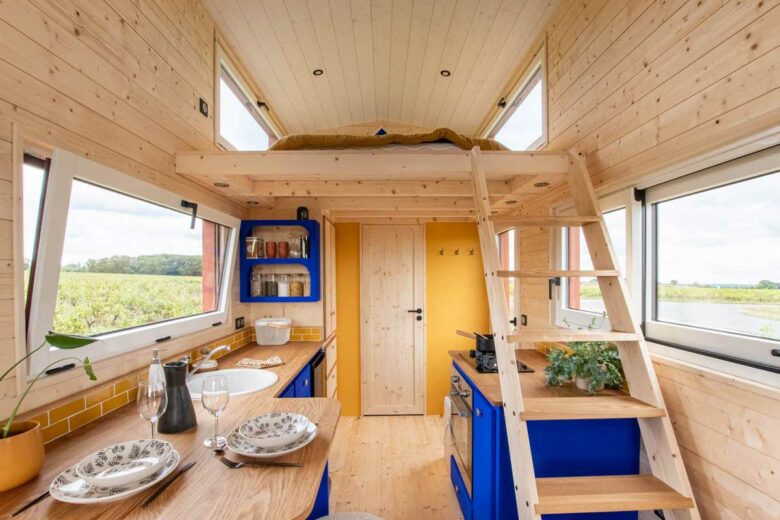 L'intérieur du dernier modèle de tiny house de Baluchon.