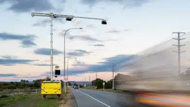 Un radar ressemblant à une grue pour détecter les conducteurs au comportement dangereux.