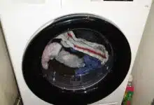 Un sèche-linge lors d'un cycle.