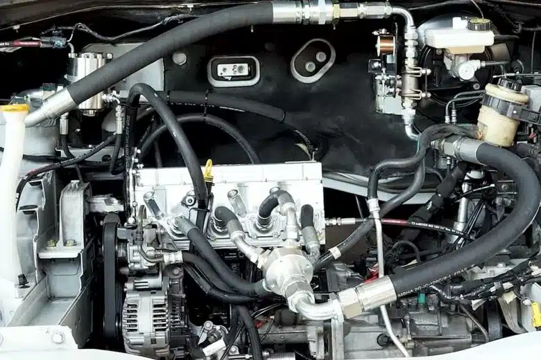 Un moteur à air comprimé équipe un Renault Master.