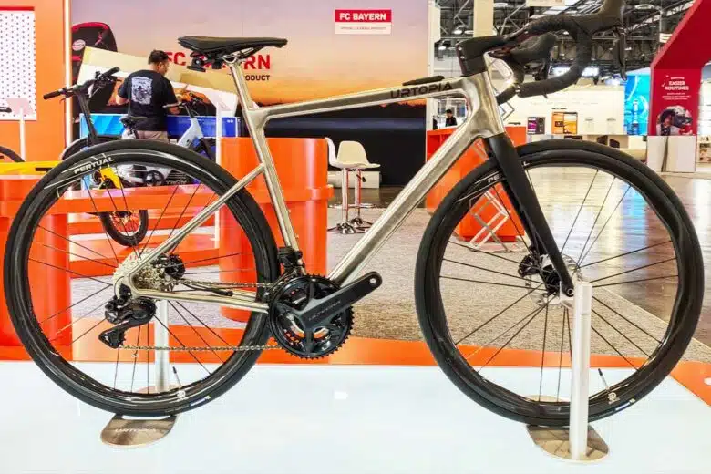 Le vélo électrique Titanium Zero au CES 2025.