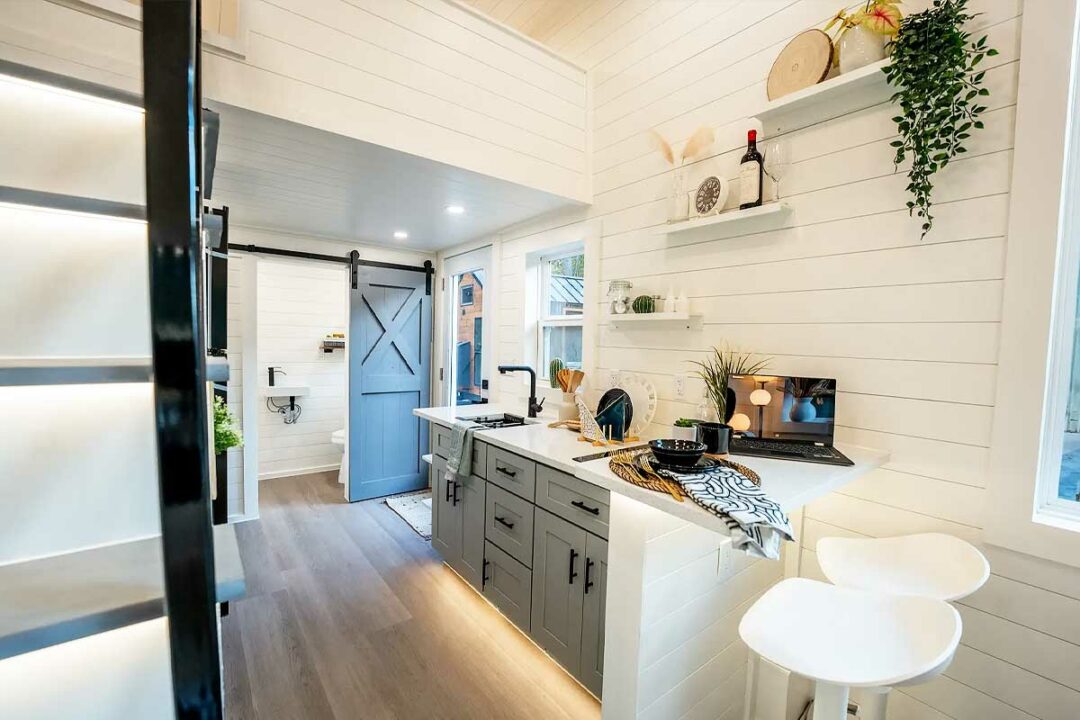 L'intérieur de la tiny house Aria.