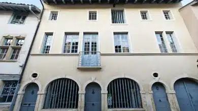 La façade de la demeure de l'apothicaire à Cluny.