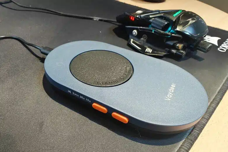 Un mini tapis de souris qui reproduit des mouvements.