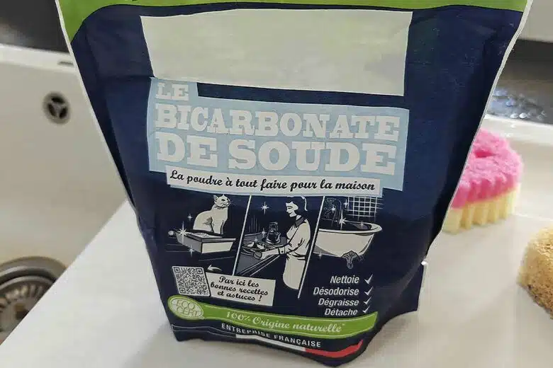 Un sachet de bicarbonate de soude.