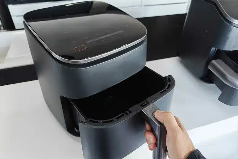 Un airfryer pour cuisiner plus rapidement.