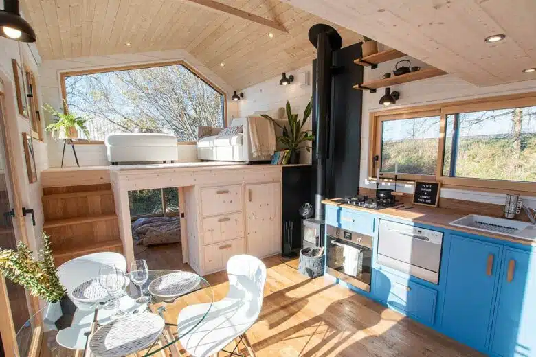 L'intérieur de la tiny house Ivy.